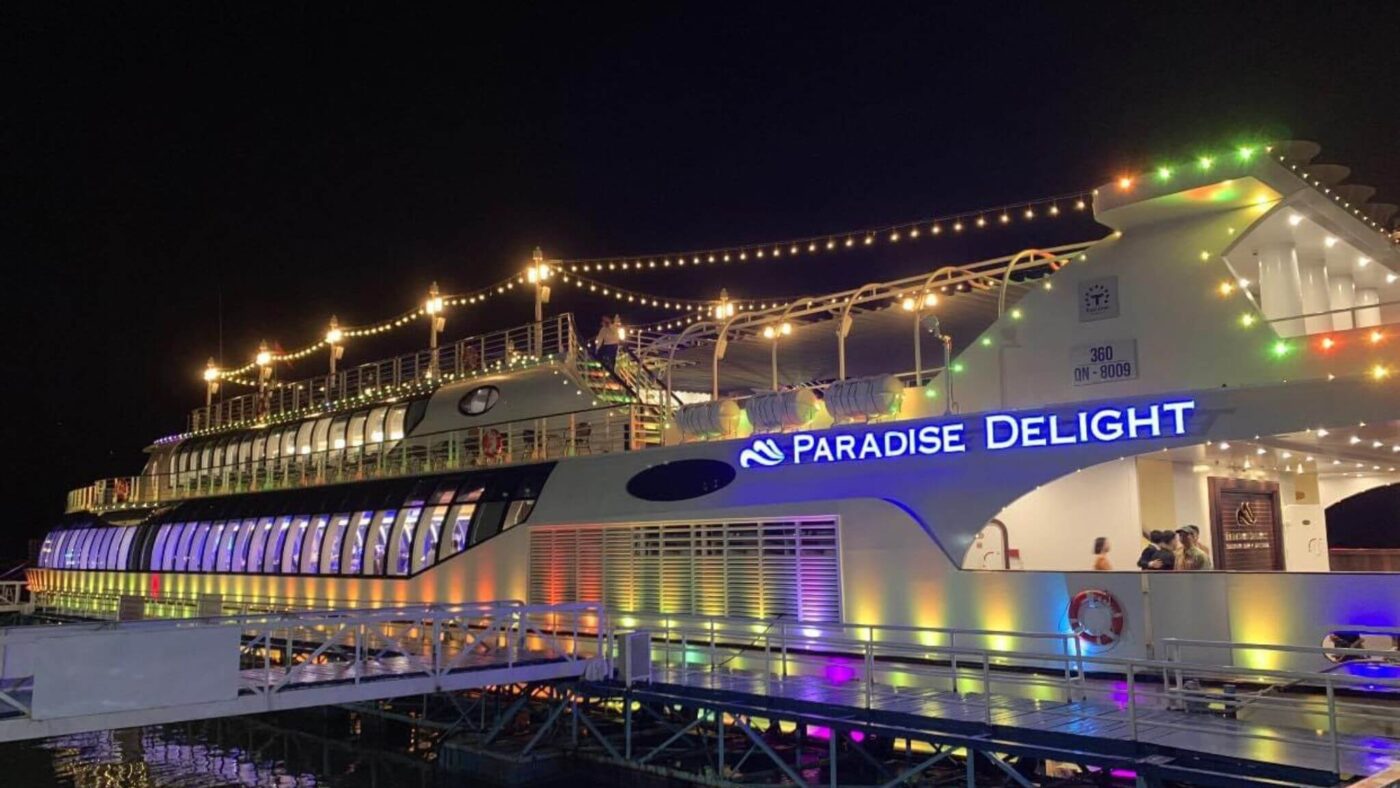 quytravelhalong-du-thuyen-paradise-light (14)